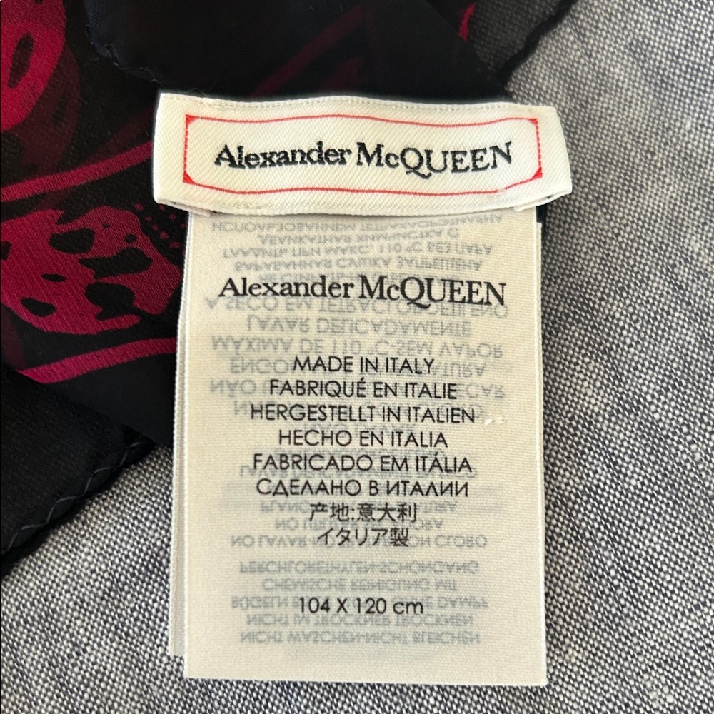 Alexander McQueen Black and Pink Silk Scarf - Picture 4 of 4